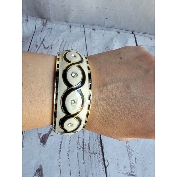 Black White Enamel Gem Hinged Bracelet Bangle Chunky Round Classic Fashion - Picture 5 of 7